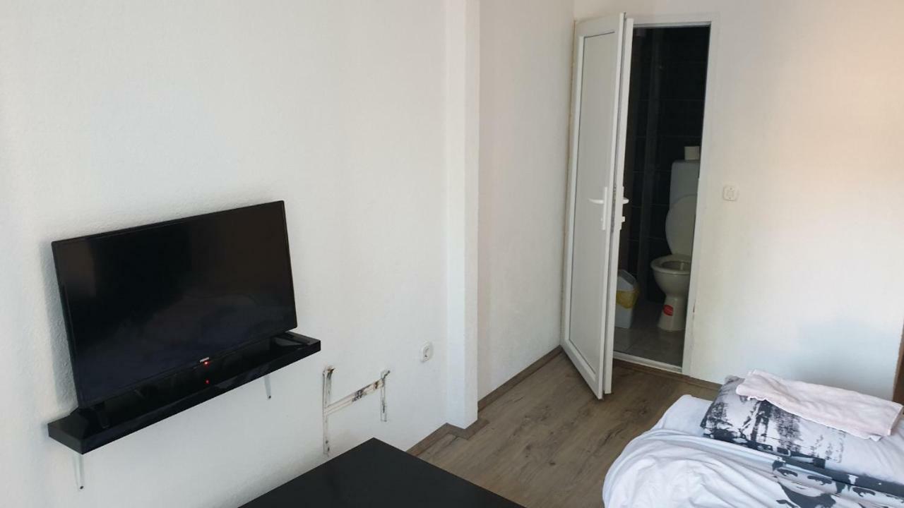 Majestic Rooms&Apartments Prilep Exterior photo